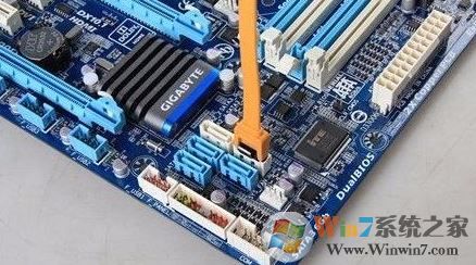 如何安裝雙硬盤？win7系統(tǒng)雙硬盤安裝使用方法