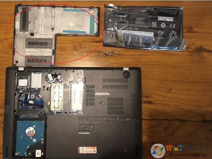 thinkpad e450c換電池怎么換？thinkpad e450 拆電池教程