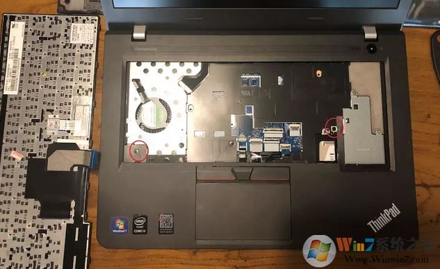thinkpad e450c換電池怎么換？thinkpad e450 拆電池教程