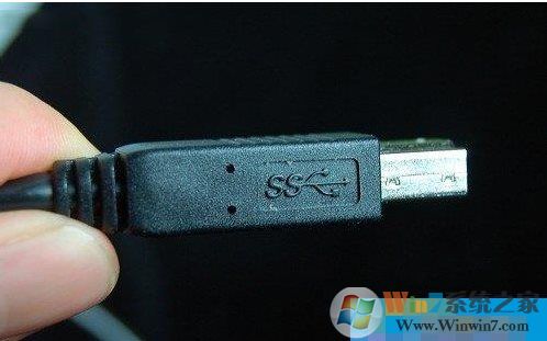 usb接口類(lèi)型,現(xiàn)在電腦USB接口都有哪些類(lèi)型,有什么區(qū)別